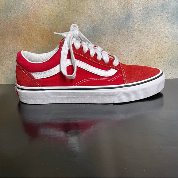 Vans Classic Red Women's Suede / Canvas Sneakers Size 7.5M - Picture 11 of 16